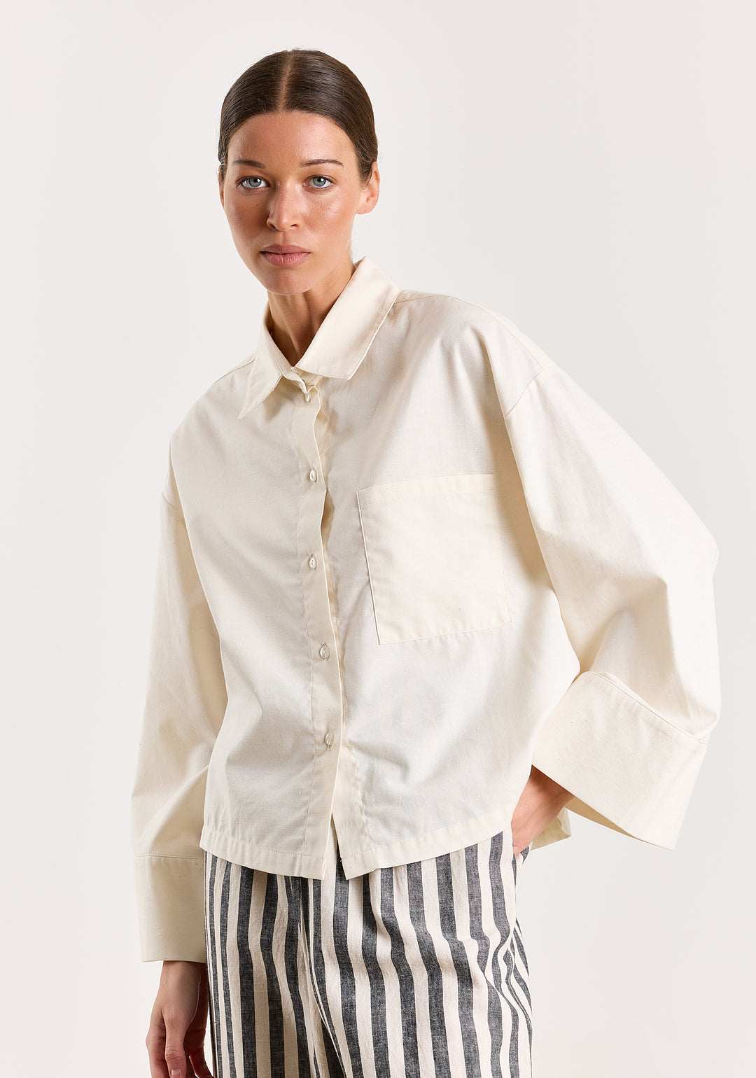 Flo Uni Bouclé Shirting Off White
