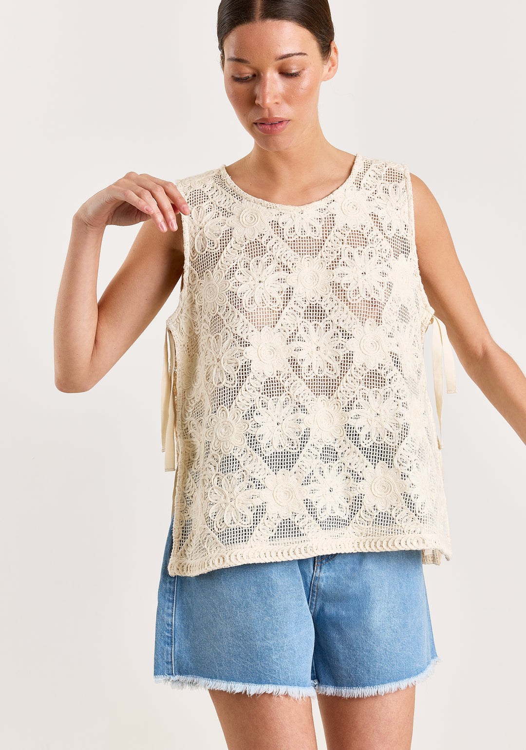 Charly Flower Macramé Off White