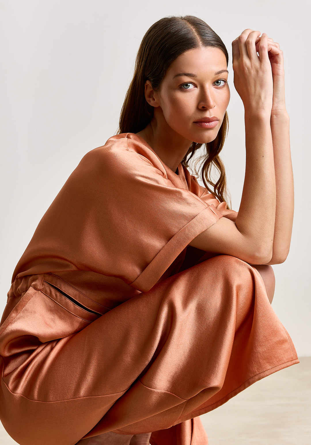 Elvira Uni Satin Lobster