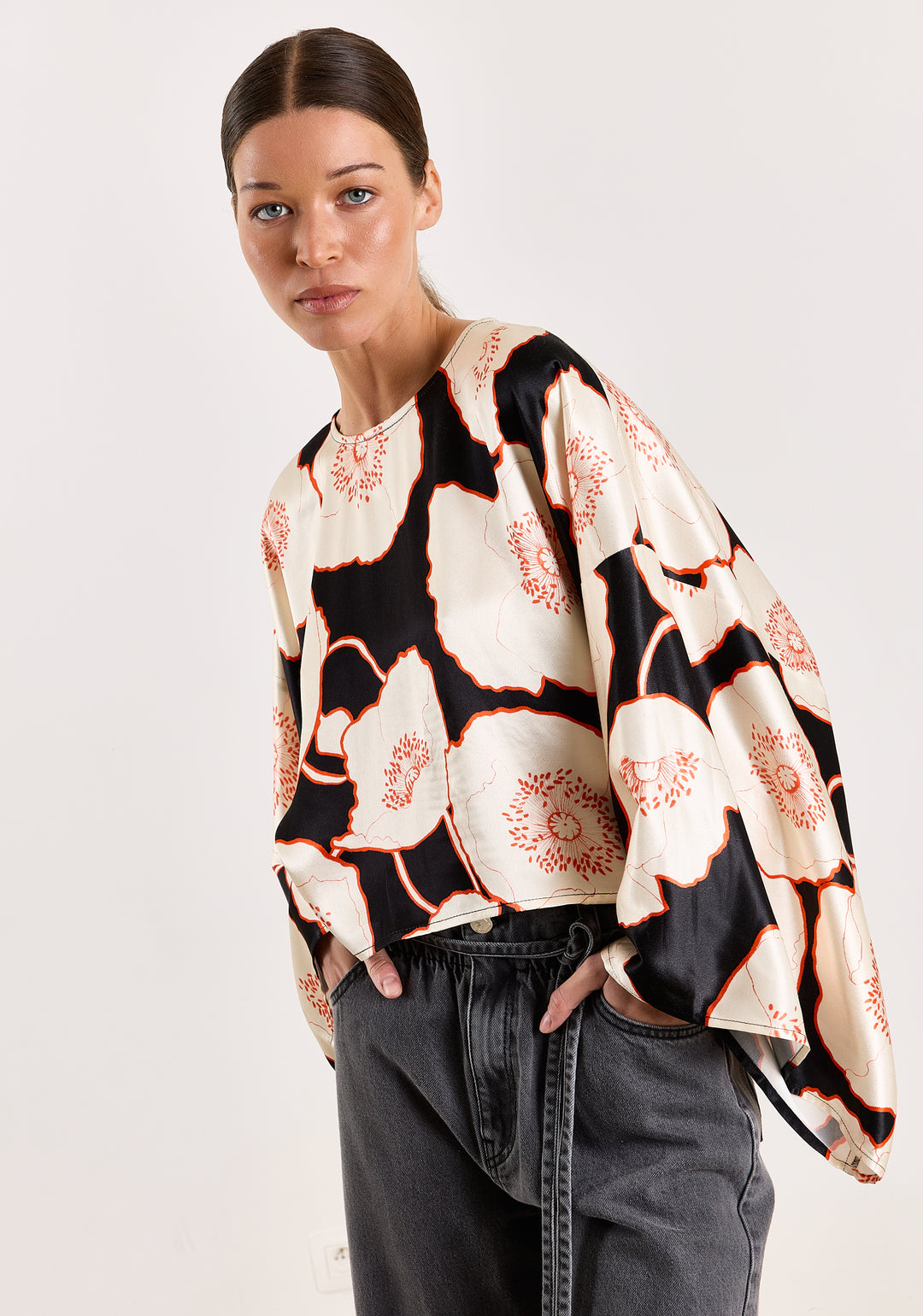 Rose Anemone Flower Print Multicolor