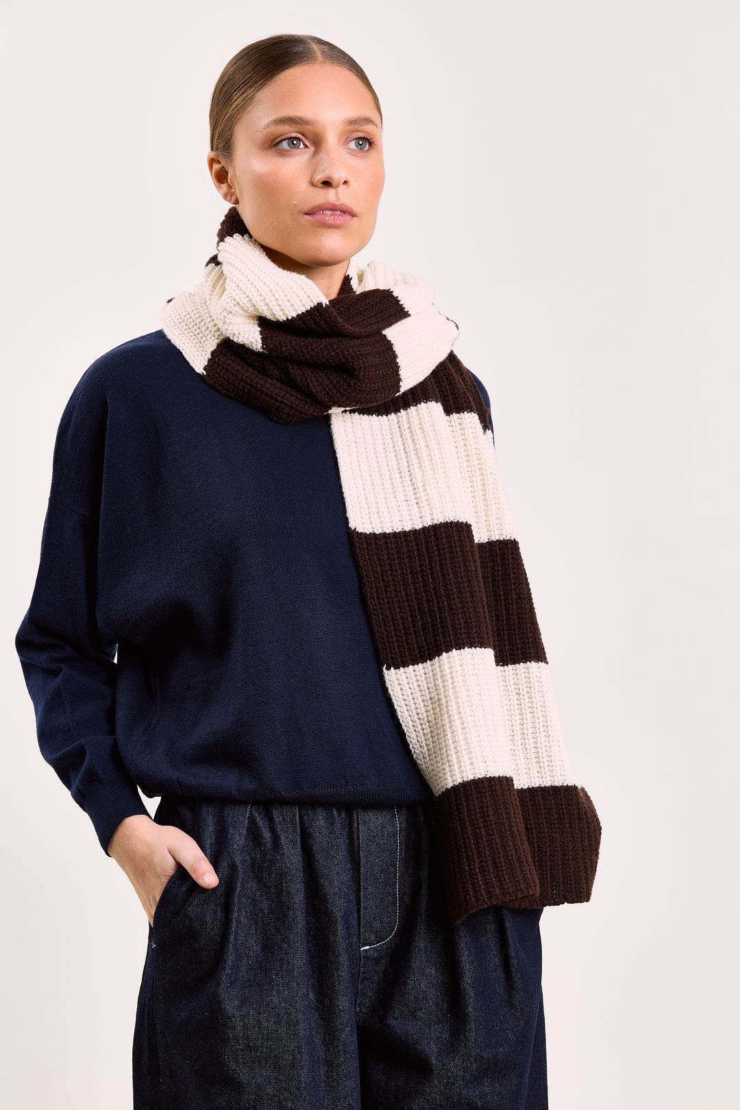 Pia Wool Blend - Brown/Off White