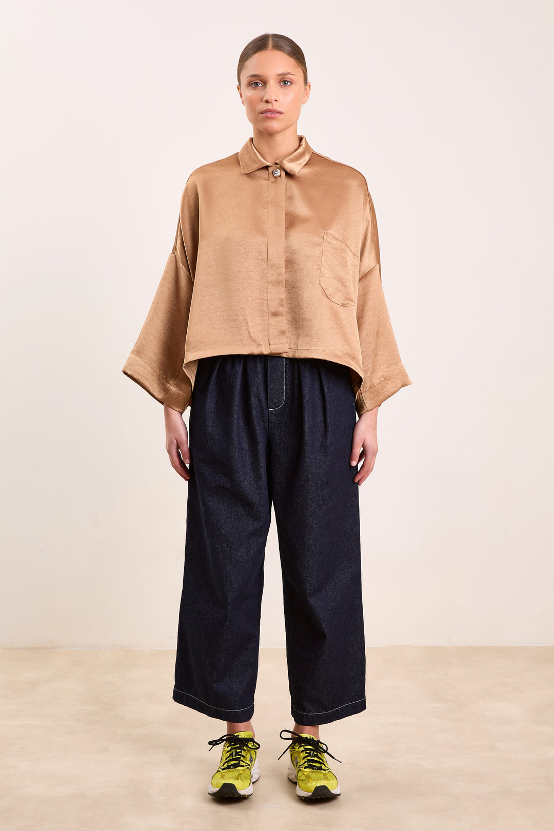 Yannick Brushed Uni Satin Caramel