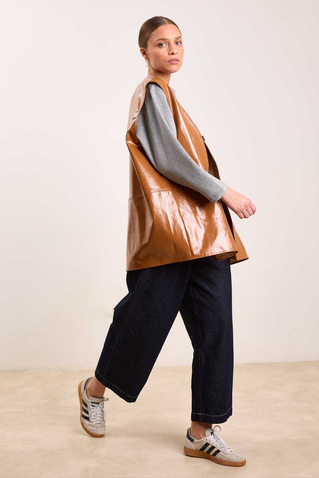 Tiany Shiny Coating Caramel