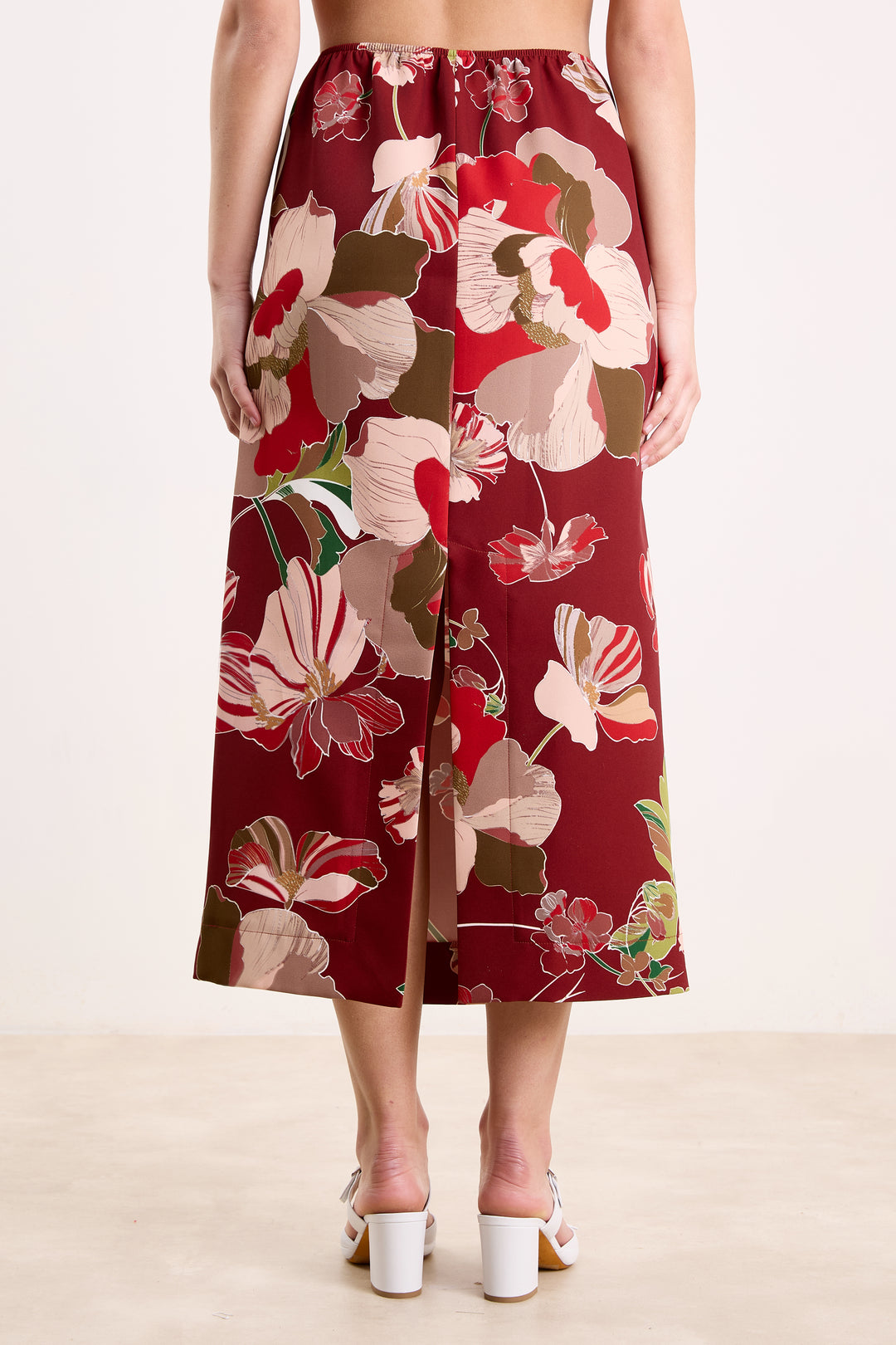 Eloise Botanical Flower Burgundy