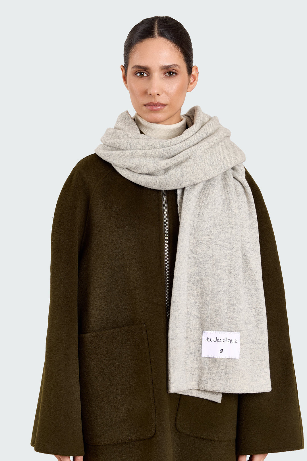 Susan Super Fine Merino Grey Melange