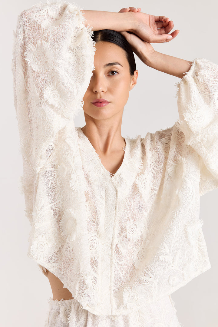 Liza Fringe Flower Off White