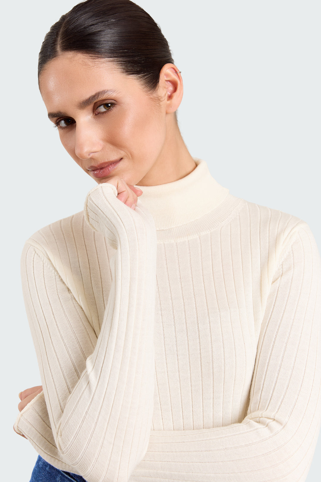 Dahlia Extrafine Merino Ecru