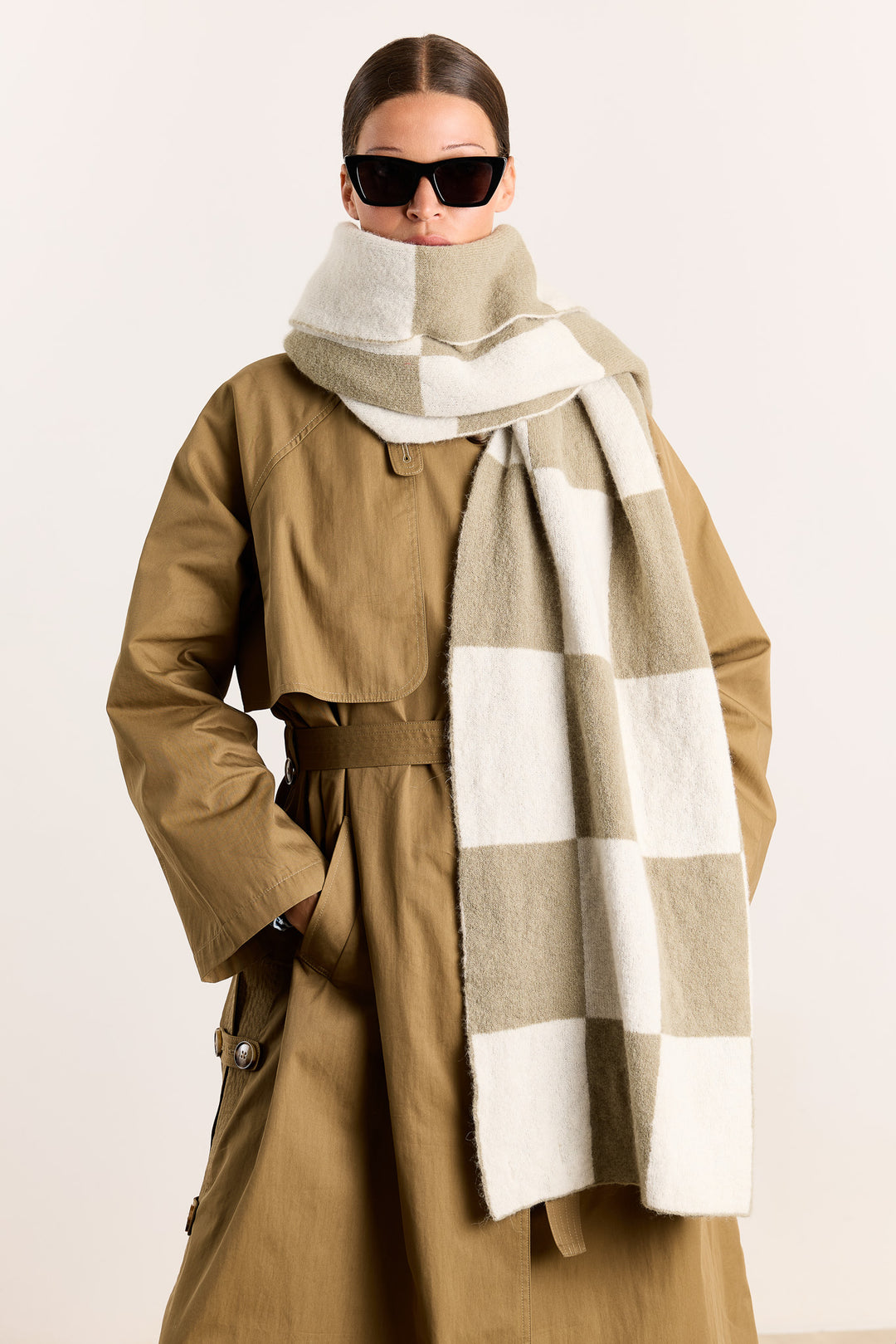 Suzy Checkerboard Green - Off White