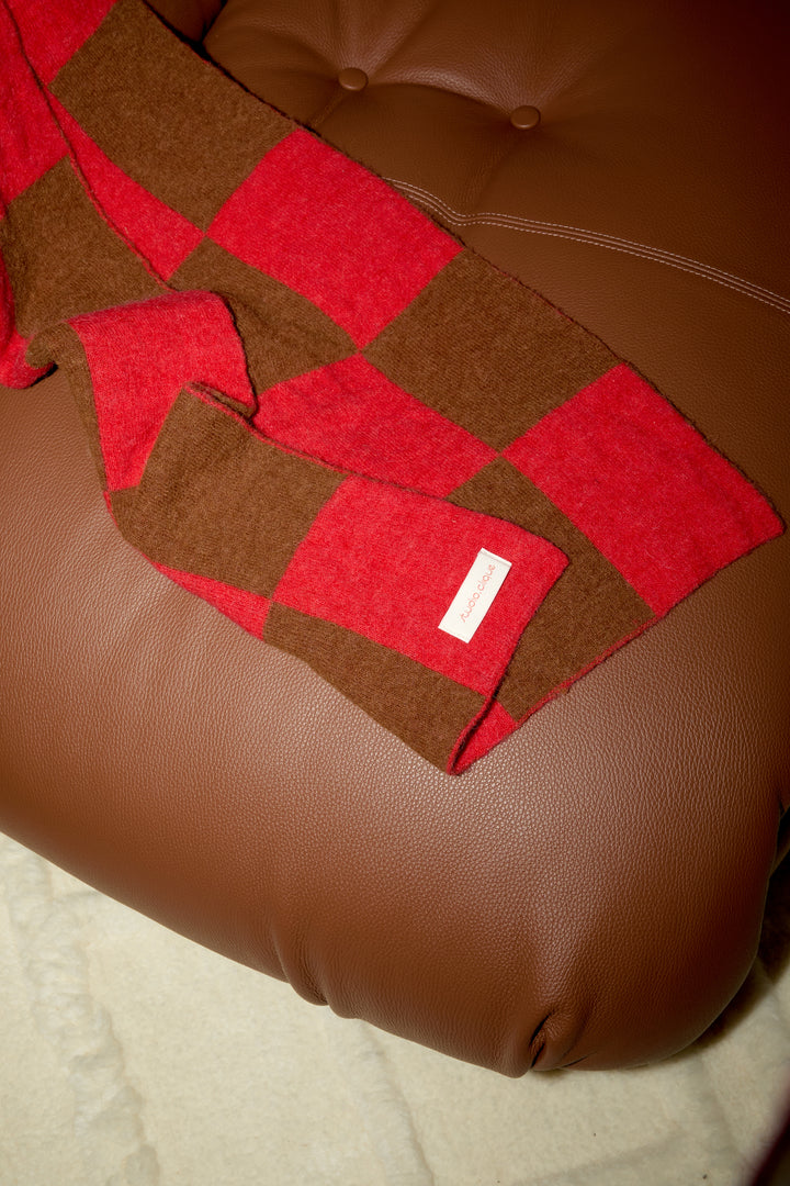 Suzy Checkerboard Red - Brown