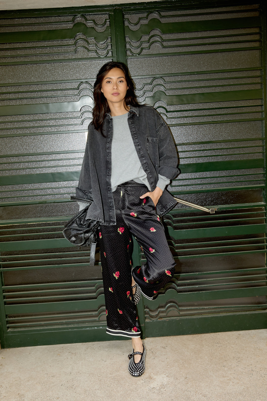 Annie Abstract Rose Print Black