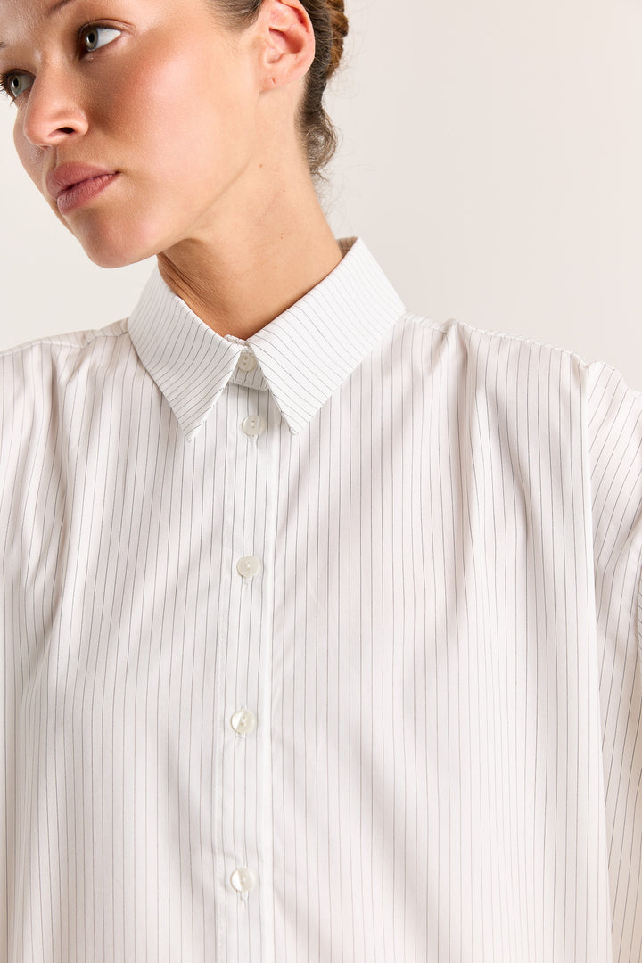 Laura Shirting Stripes Graphite