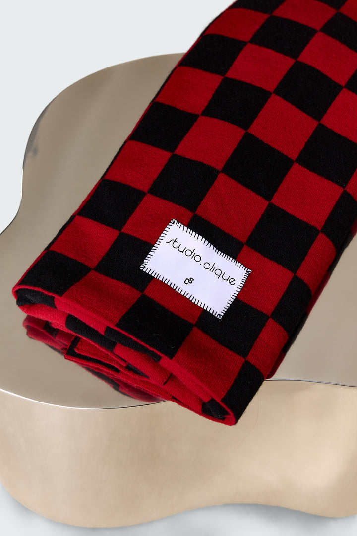 Susan Super Fine Merino Black/Red