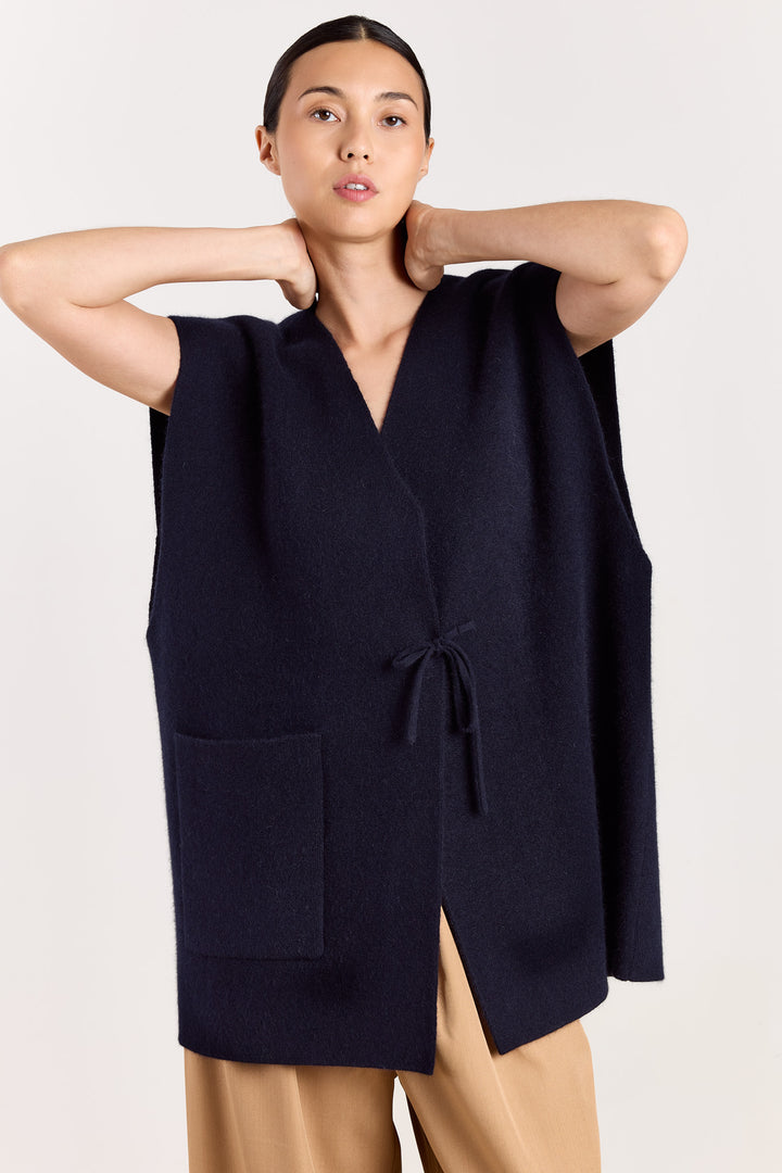 Lina Raccoon Navy