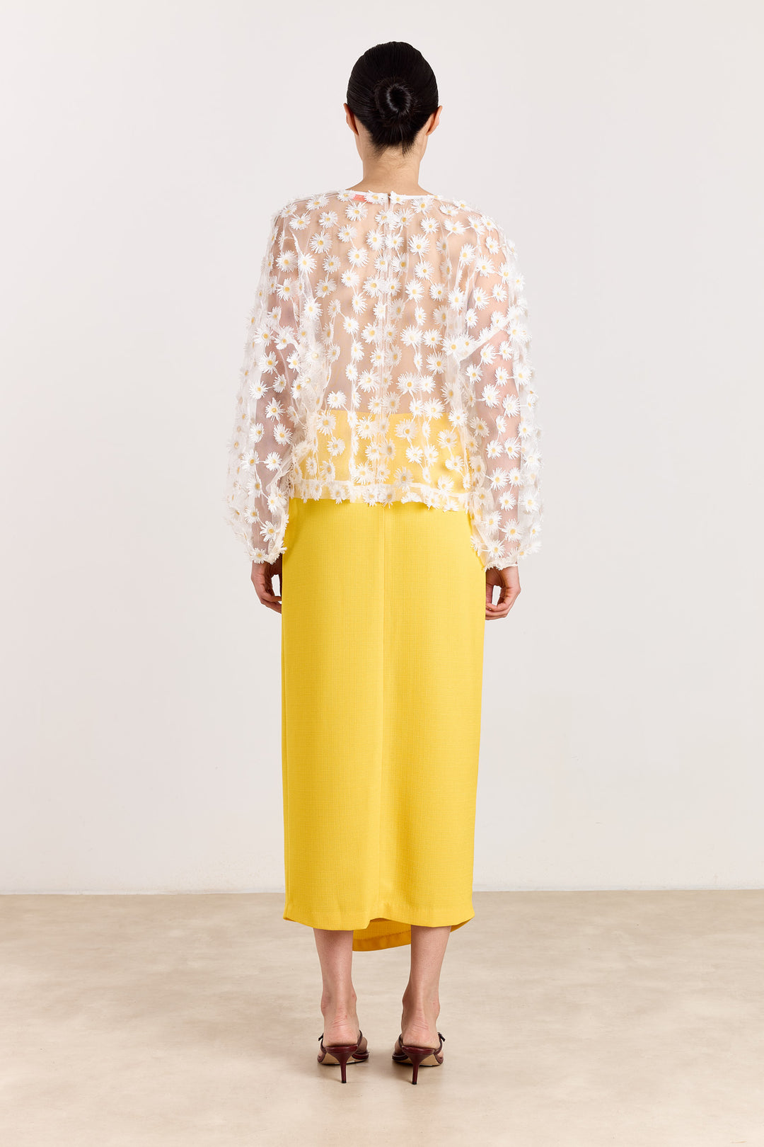 Lizzie Sheer Daisy White