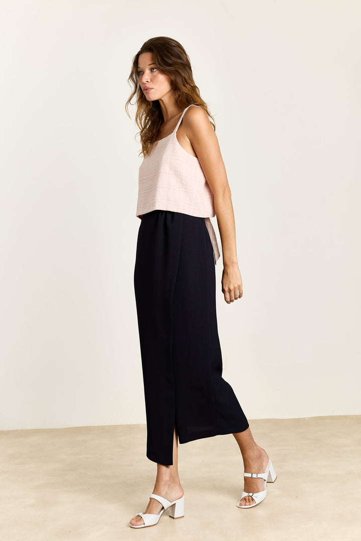 Ivy Textured Uni Woven Navy