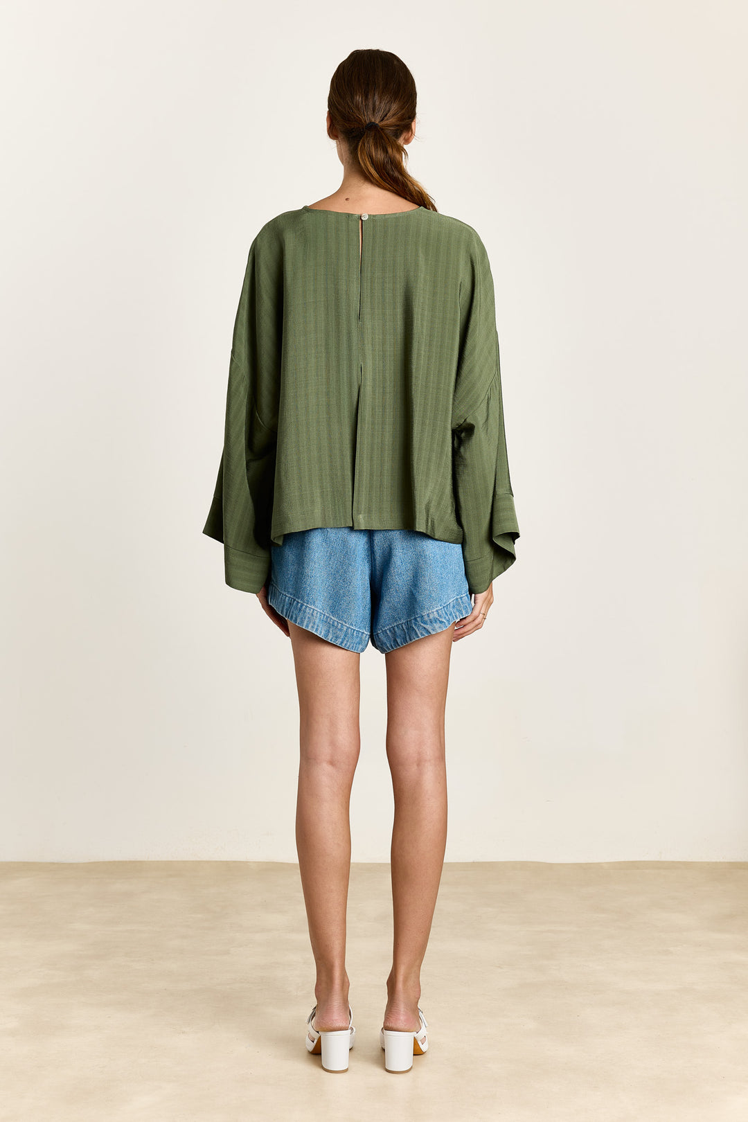 Carina Plain Woven Pesto