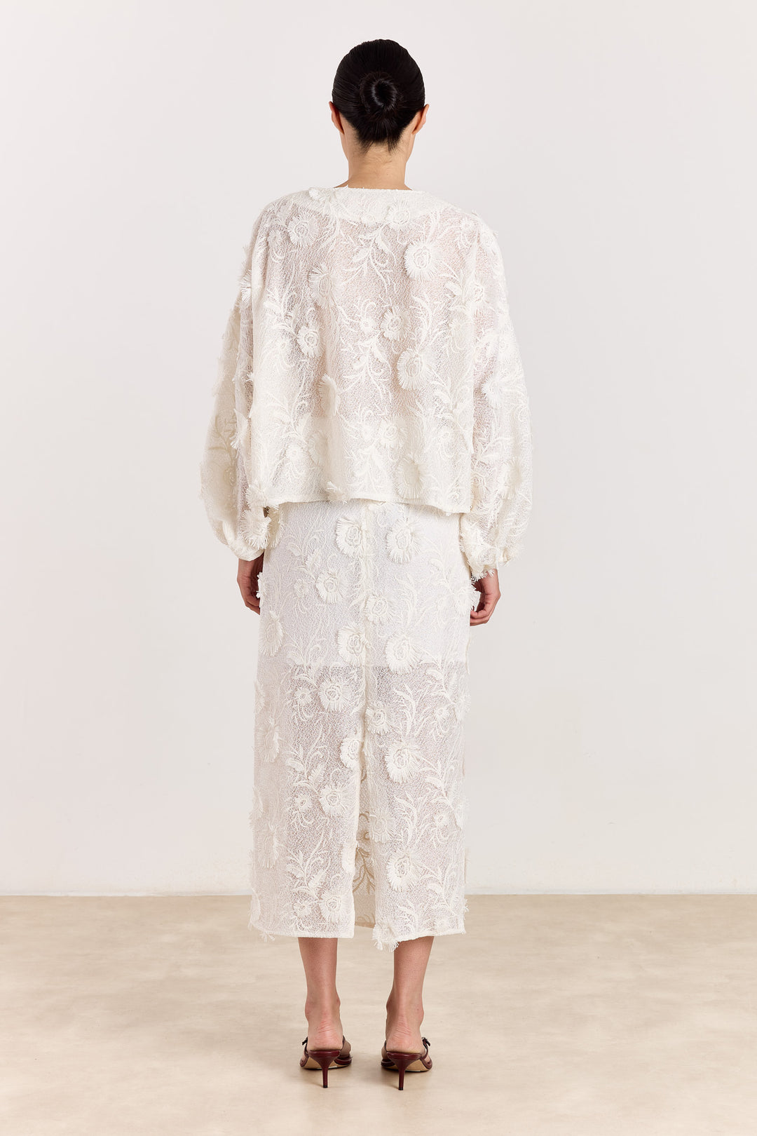 Eloise Fringe Flower Off White