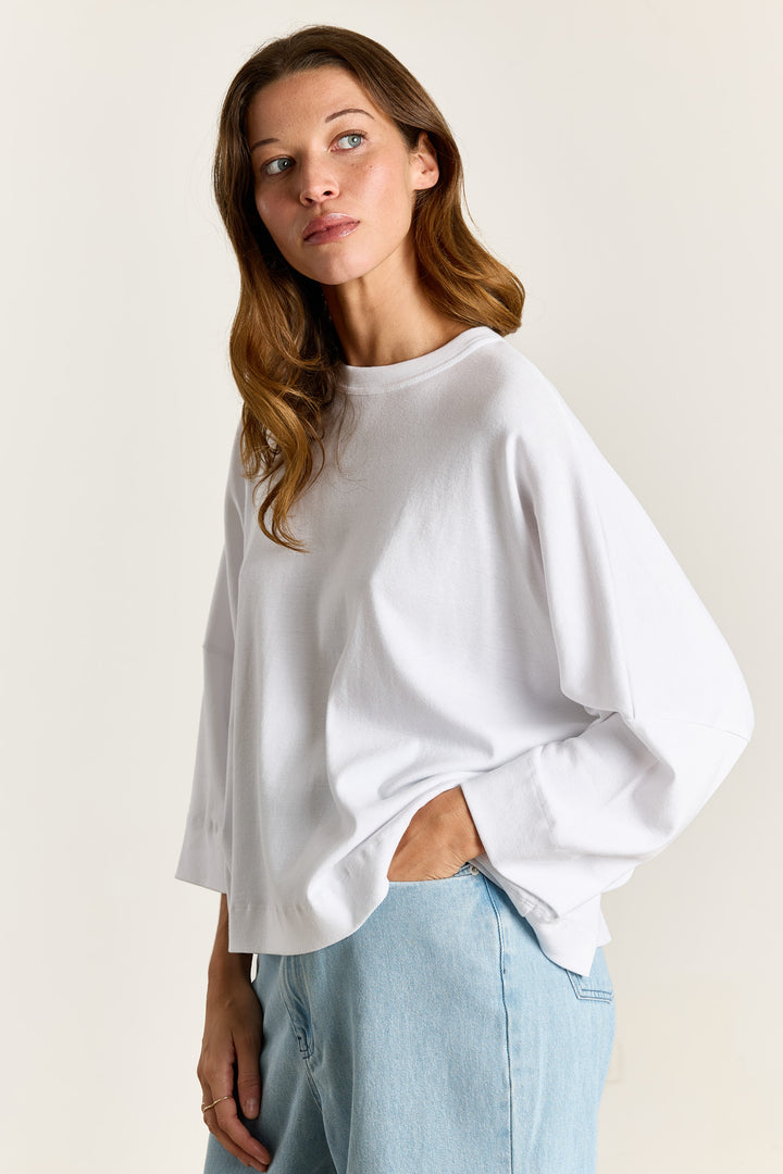 Madeline Uni Solid White