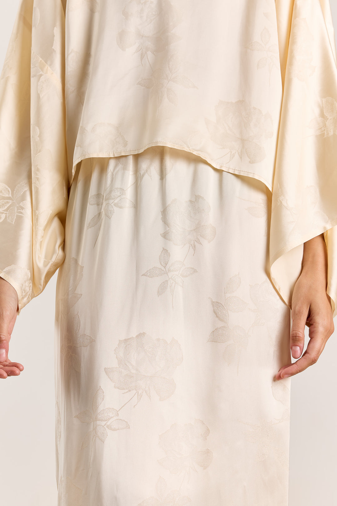 Rose Flower Jacquard Eggshell