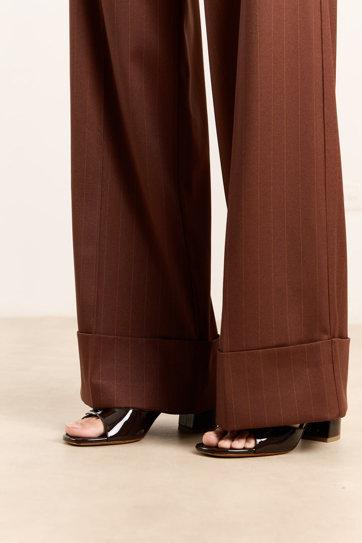 Freddie Suiting Stripes Brown