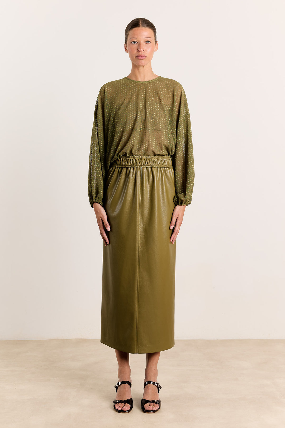 Lizzie Sheer Dots Olive