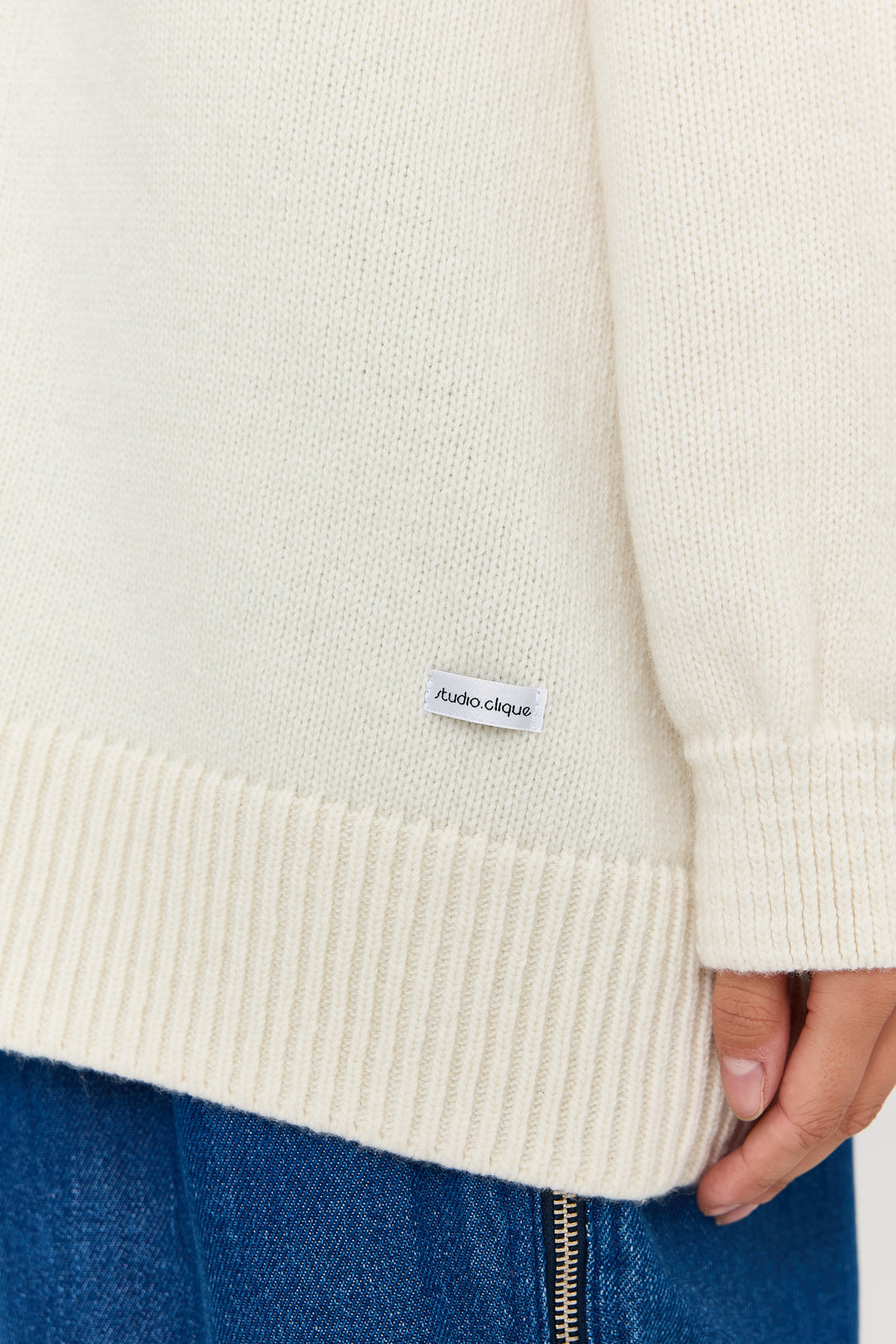 Mouchie Wool Blend Cream