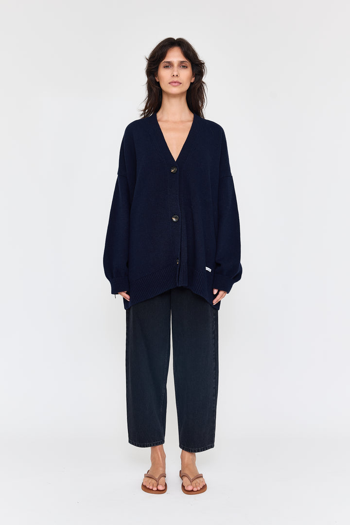 Mouchie Wool Blend Navy