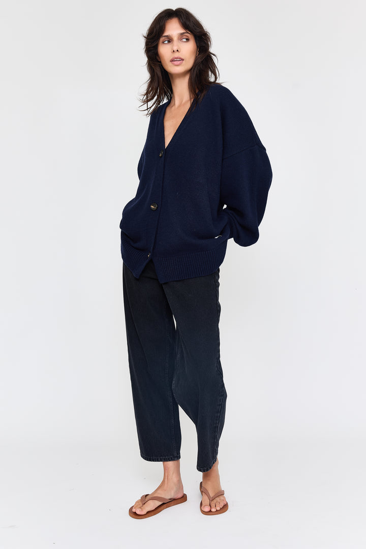 Mouchie Wool Blend Navy