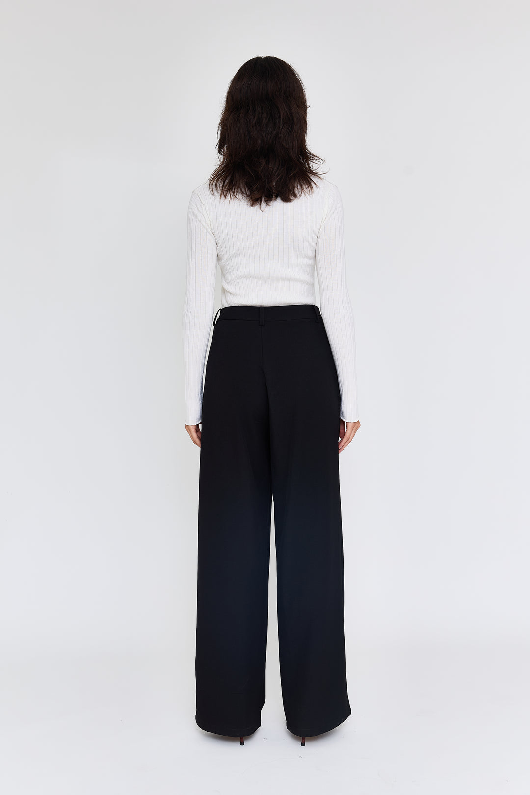 Theo Uni Suiting Black
